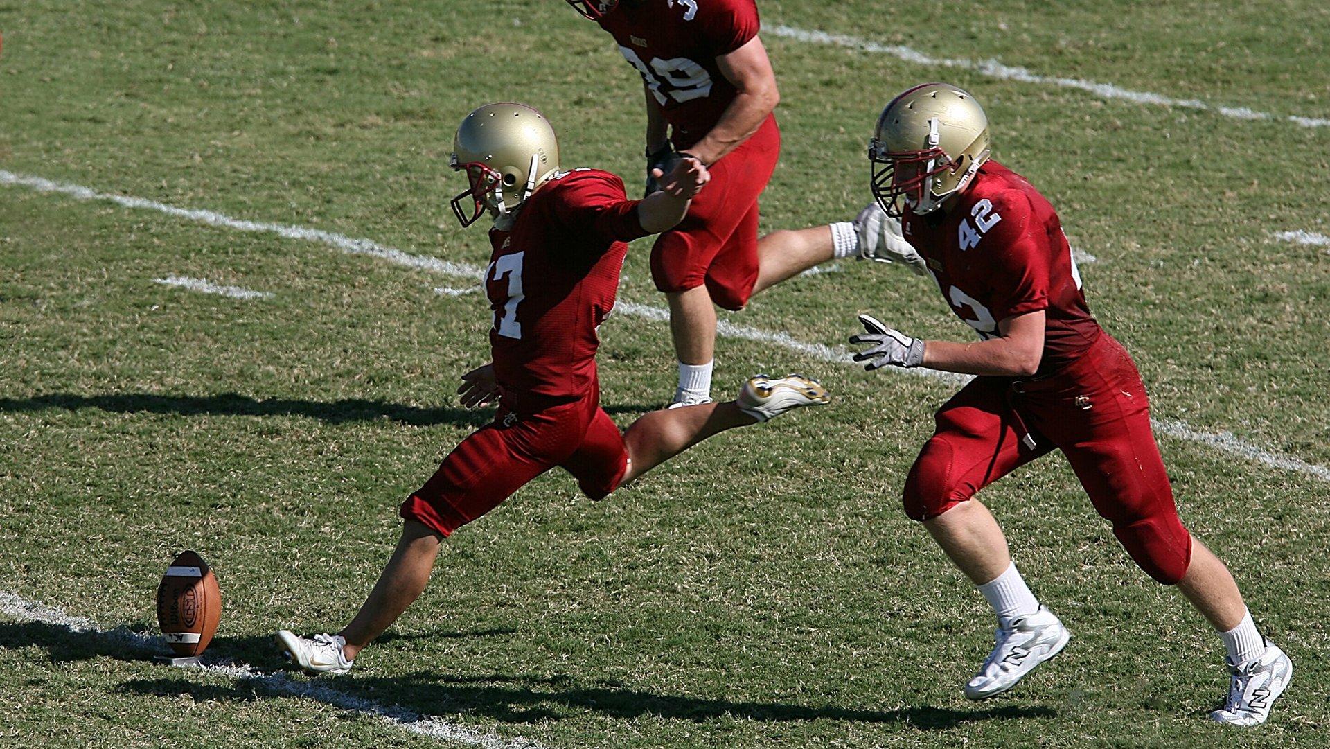 归化球员助力中国足球崛起 新政策下国家队迎来历史性机遇